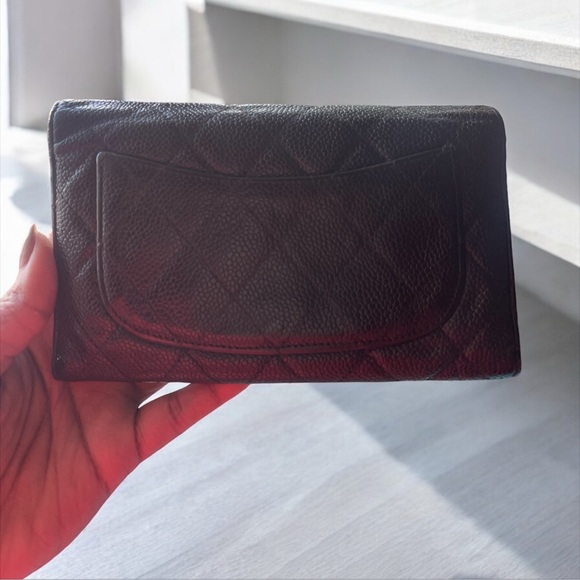 EUC!!! Classic Flap Wallet Crossbody Bag Quilted Caviar Mini - Picture 10 of 12